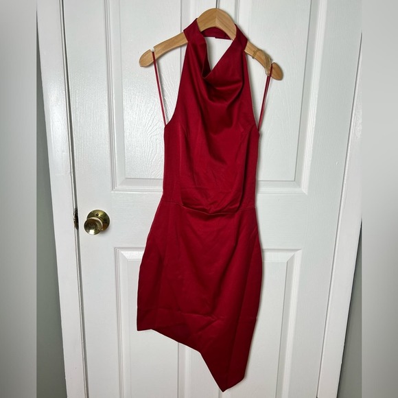 Elliatt Asymmetric Satin Cocktail Dress In Merlot XS - Picture 2 of 10